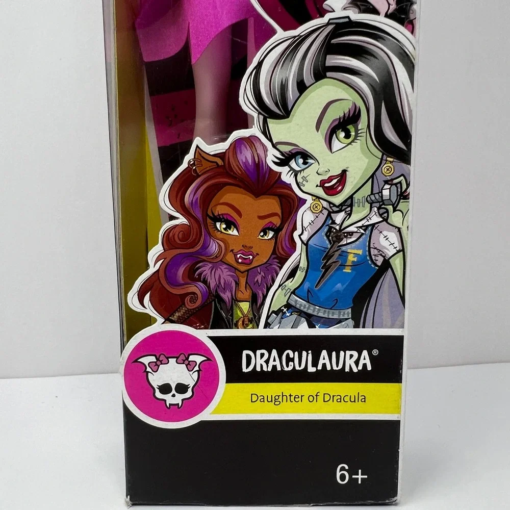 Monster High Draculaura Doll How Do You Boo 2015 Daughter of Dracula Figure